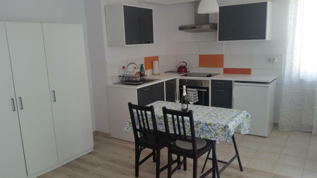 Apartament Fa Caldo Apartament *